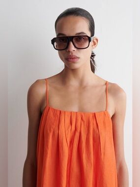 cos sheer pliss midi dress SHEER PLISS MIDI DRESS - NAVY / ORANGE / WHITE